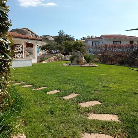 Villa Wonderful With Pool In